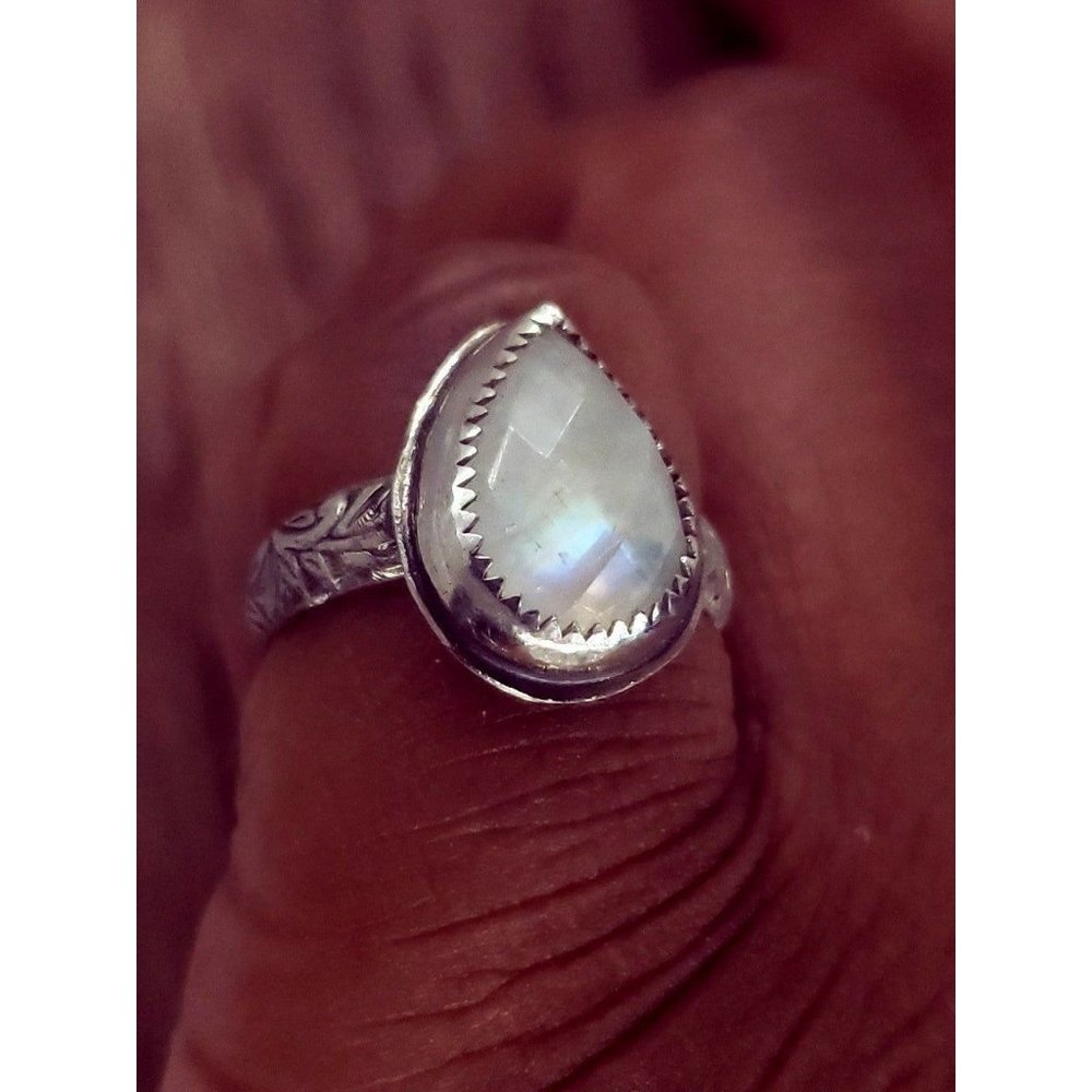 Moonstone ring - Picture 4 of 12